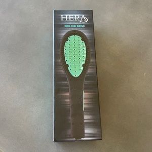 Hera Ionic Heat Brush